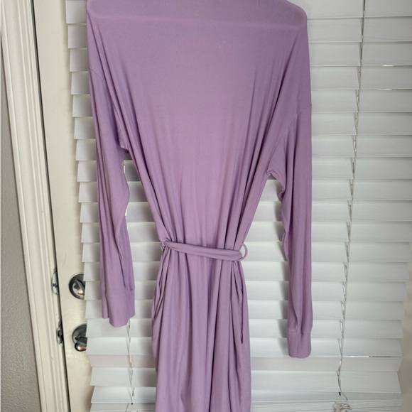 Skims Lavender/pink Robe - Picture 3 of 4